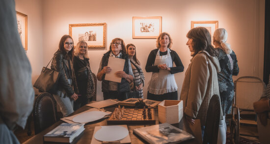 Lidé v domech - domy v lidech